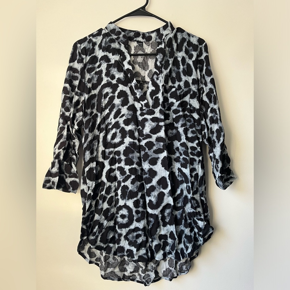Women’s 3/4 Sleeve Top (M)